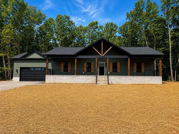 2.69 Acres of Land with Home for Sale in Appomattox, Virginia