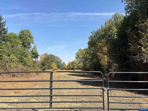 0.93 Acres of Commercial Land for Sale in Dallas, Oregon