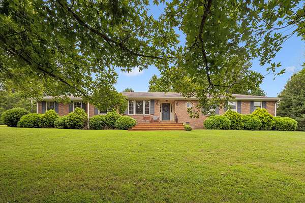 2.5 Acres of Land with Home for Sale in Dickson, Tennessee