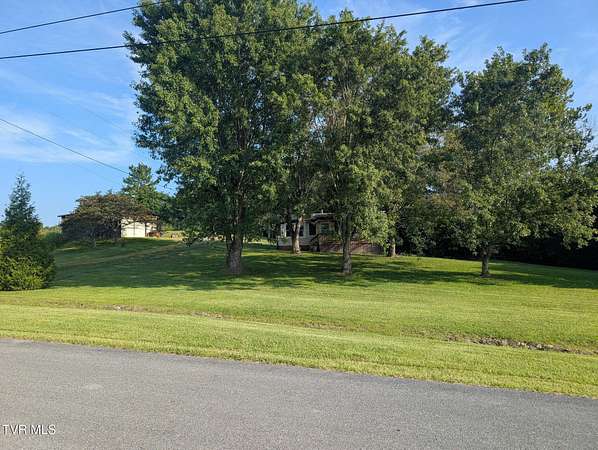 13.2 Acres of Land with Home for Sale in Greeneville, Tennessee