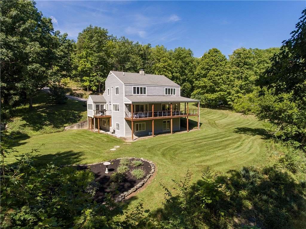 14.9 Acres of Land with Home for Sale in Dundee, New York