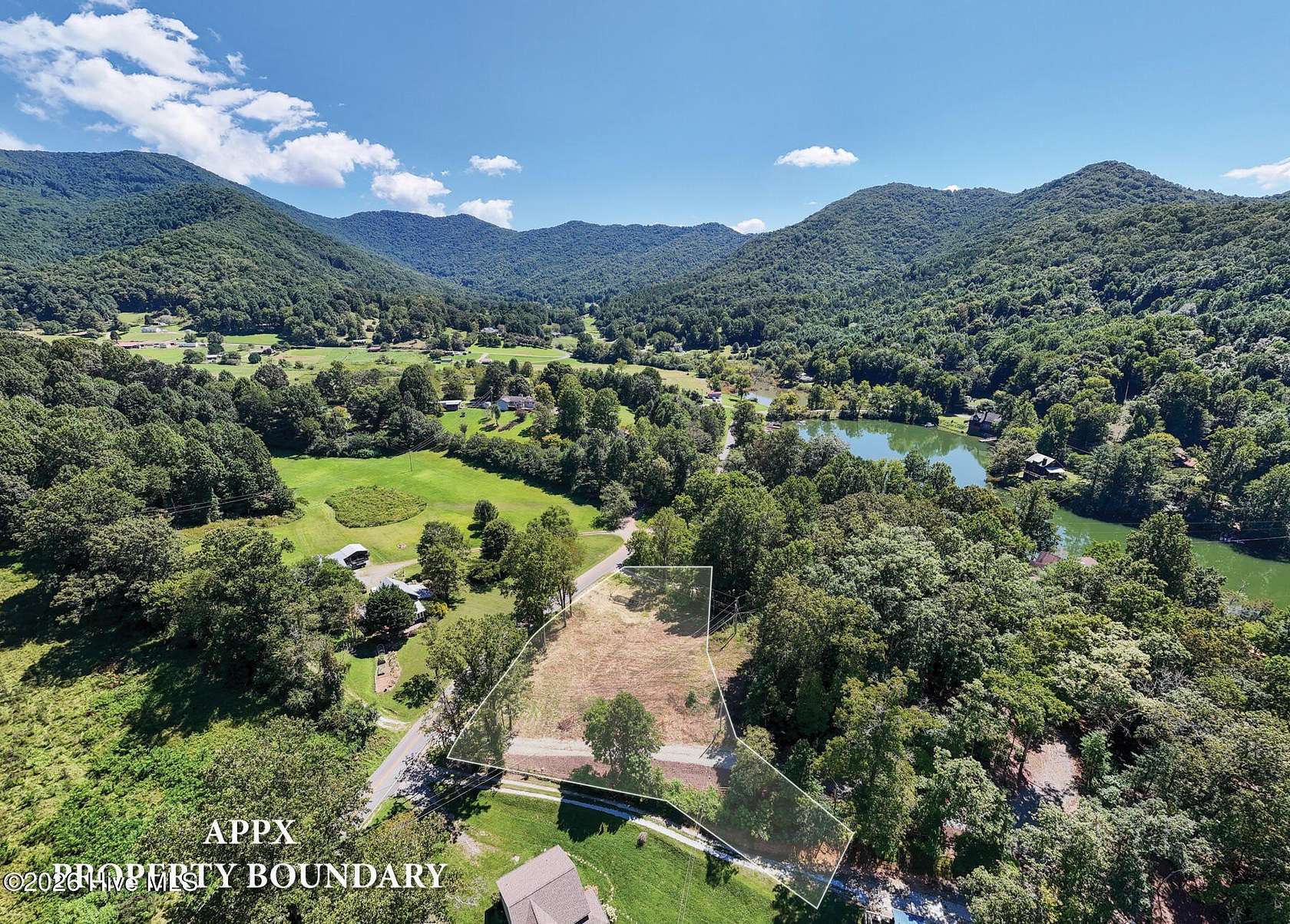 0.95 Acres of Residential Land for Sale in Robbinsville, North Carolina