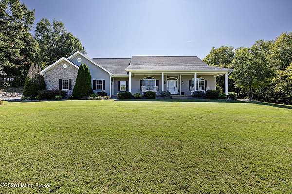5 Acres of Land with Home for Sale in Springfield, Kentucky