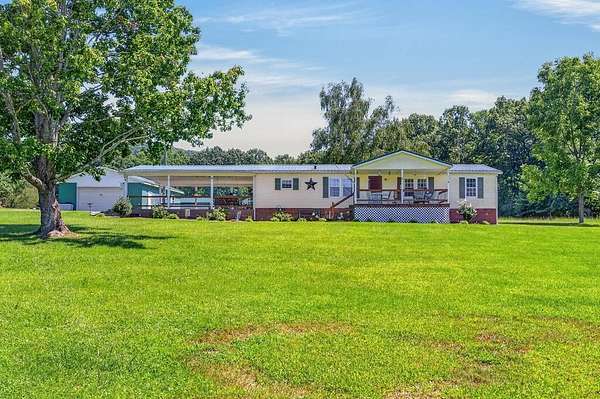 7.46 Acres of Land with Home for Sale in Speedwell, Virginia