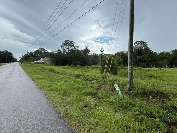 0.94 Acres of Residential Land for Sale in Dunnellon, Florida