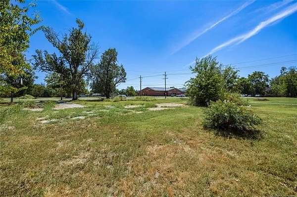 0.32 Acres of Land for Sale in Hugo, Oklahoma