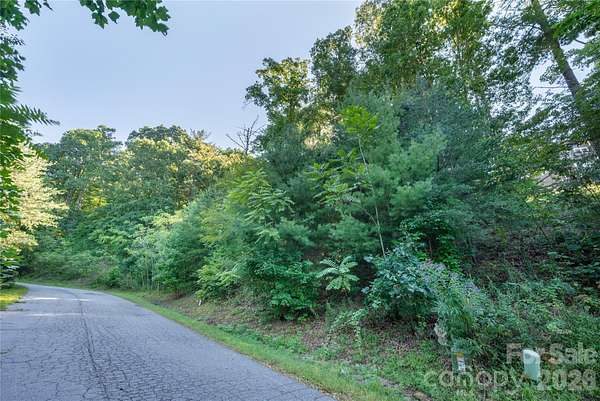 1.12 Acres of Residential Land for Sale in Weaverville, North Carolina