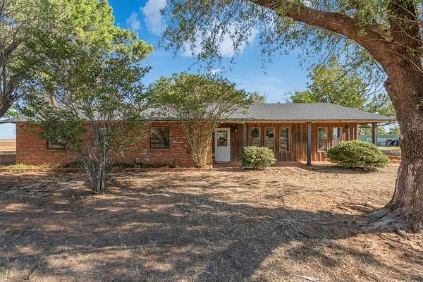 53.5 Acres of Agricultural & Residential Land for Sale in Munday, Texas