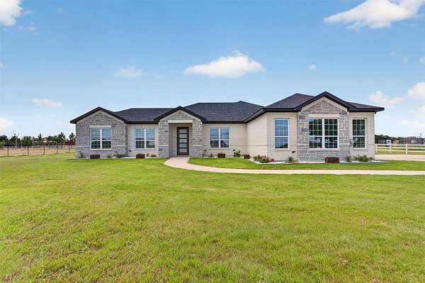 1.72 Acres of Land with Home for Sale in Royse City, Texas