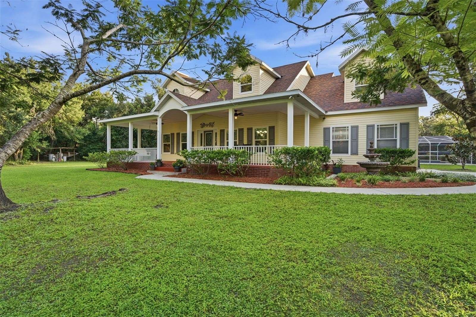 5.12 Acres of Land with Home for Sale in Wimauma, Florida