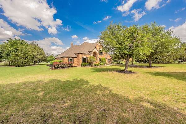 1.88 Acres of Land with Home for Sale in Rockwall, Texas