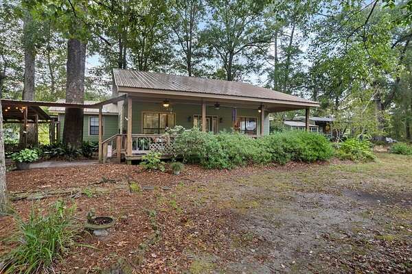 7.5 Acres of Land with Home for Sale in Richton, Mississippi