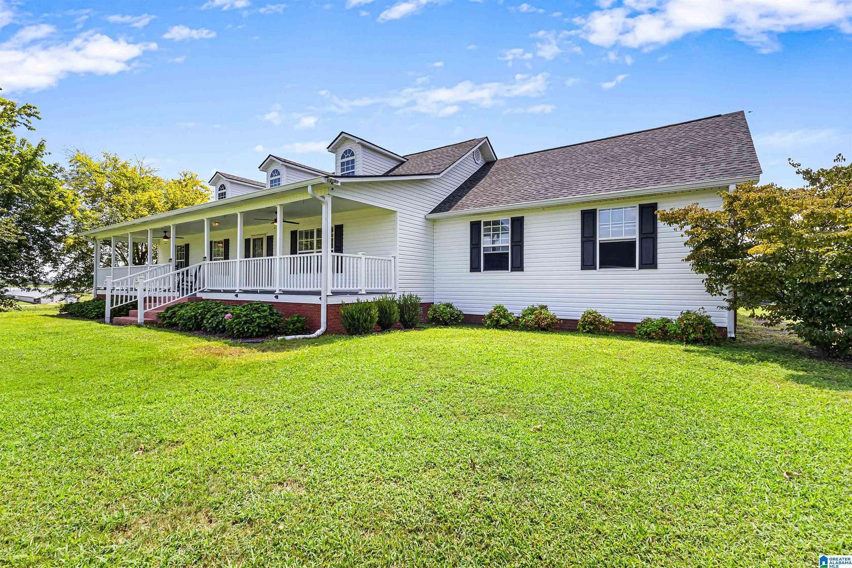 9.79 Acres of Land with Home for Sale in Grove Oak, Alabama