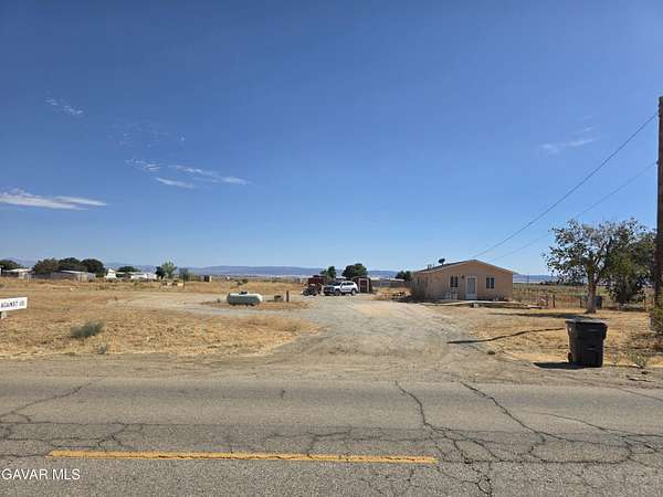 2.66 Acres of Land with Home for Sale in Rosamond, California