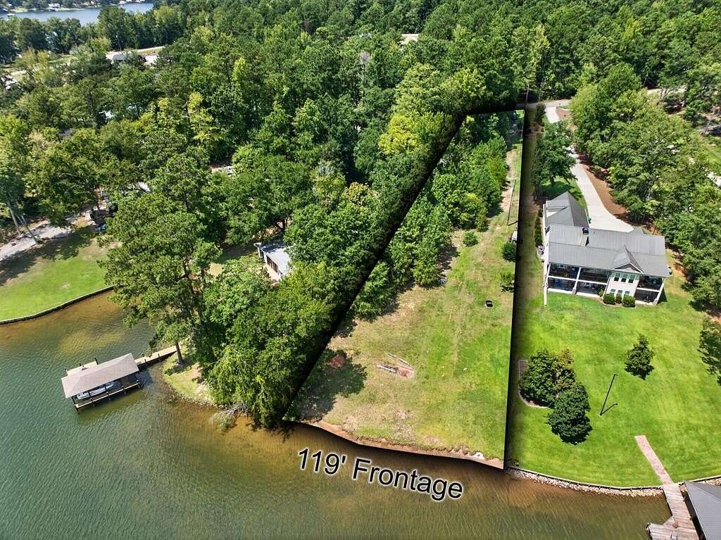 0.88 Acres of Residential Land for Sale in Milledgeville, Georgia