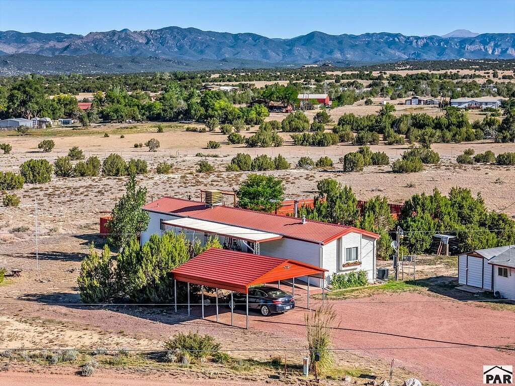 4.88 Acres of Land with Home for Sale in Penrose, Colorado