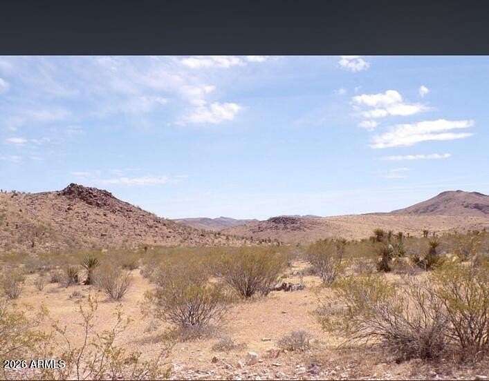 5 Acres of Land for Sale in Dolan Springs, Arizona
