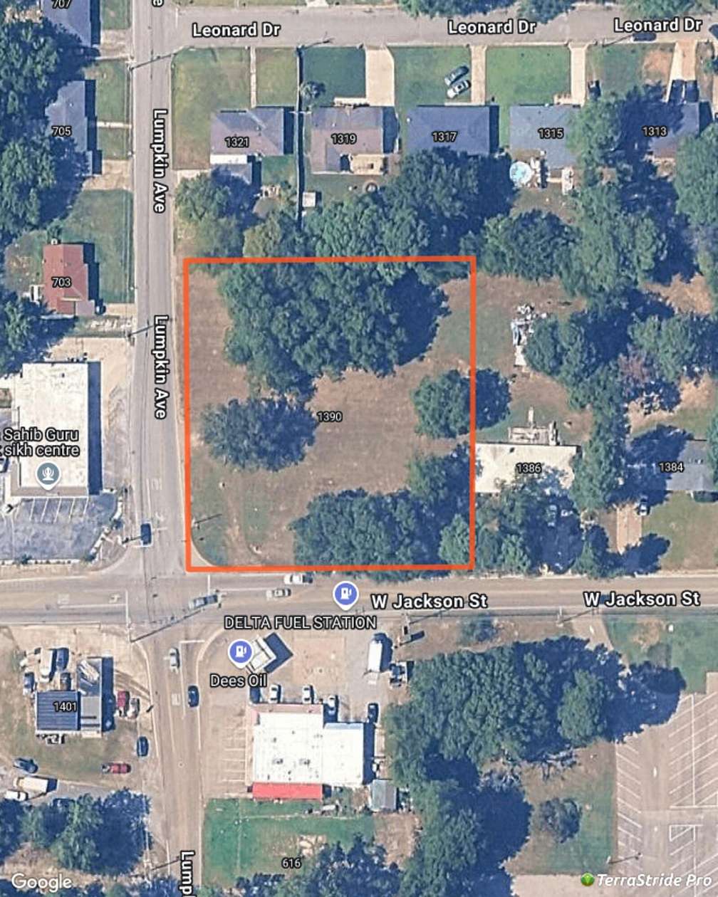 1.1 Acres of Mixed-Use Land for Sale in Tupelo, Mississippi