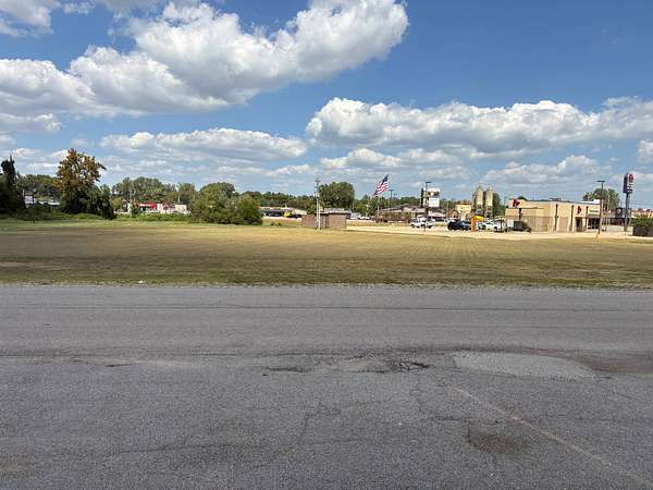 1.58 Acres of Commercial Land for Sale in Pocahontas, Arkansas