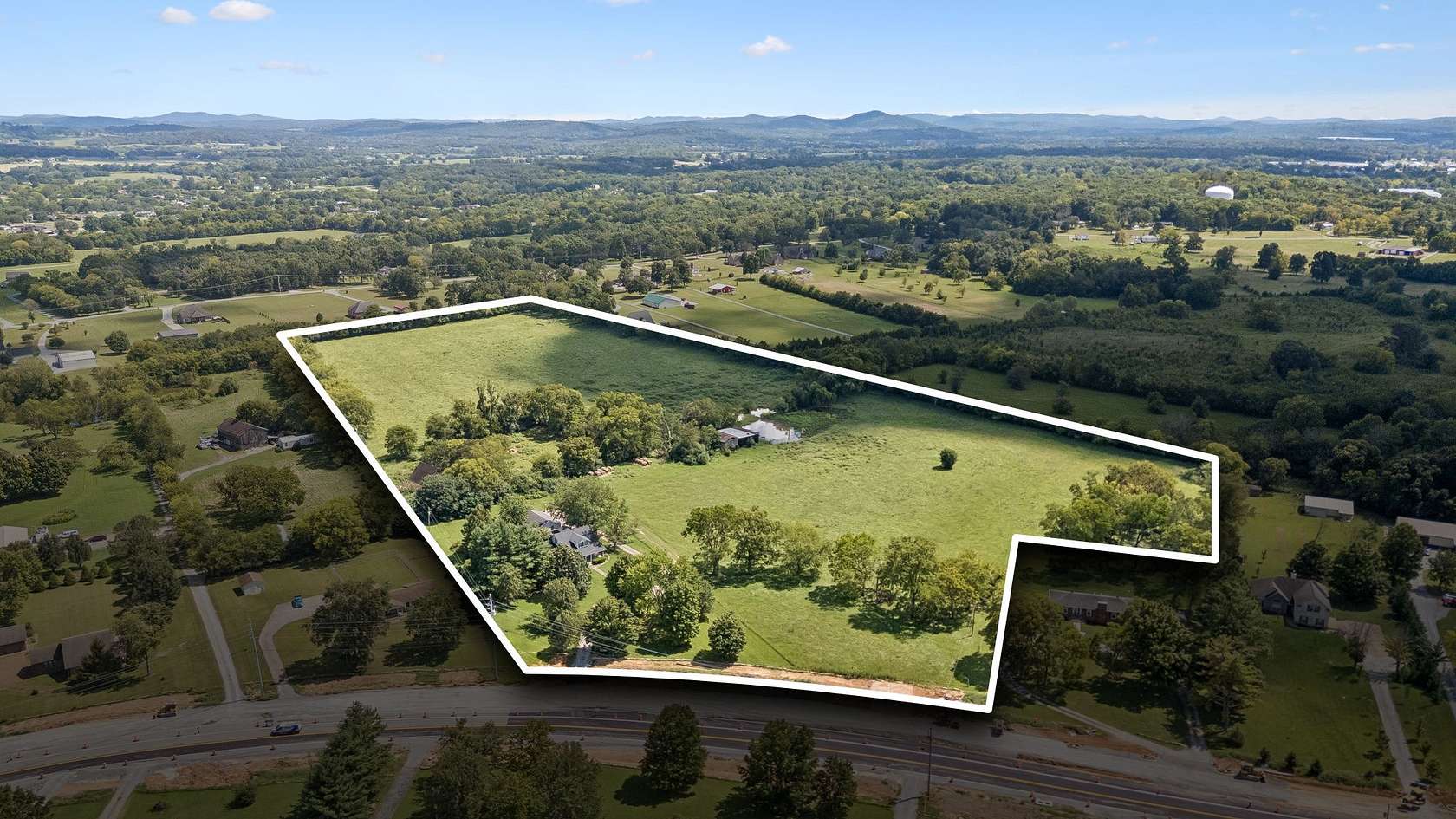 22.6 Acres of Land for Sale in Lebanon, Tennessee
