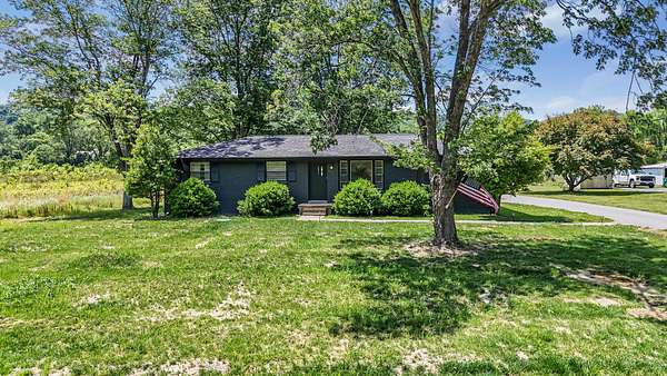 3.1 Acres of Land with Home for Sale in Whites Creek, Tennessee