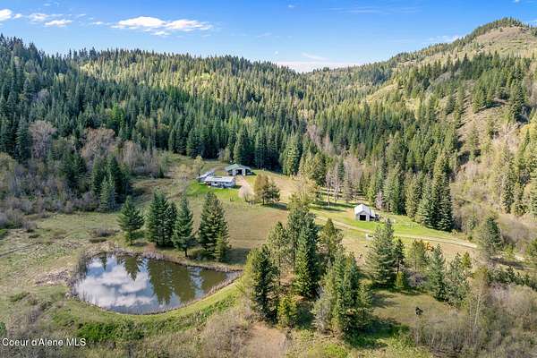 94.5 Acres of Land with Home for Sale in Priest River, Idaho
