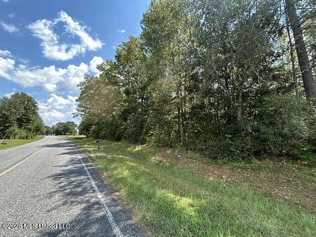 5 Acres of Residential Land for Sale in Summit, Mississippi