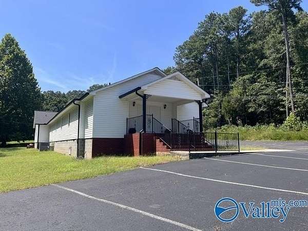 3.62 Acres of Improved Commercial Land for Sale in Scottsboro, Alabama