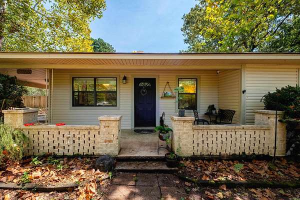 2 Acres of Land with Home for Sale in Little Rock, Arkansas