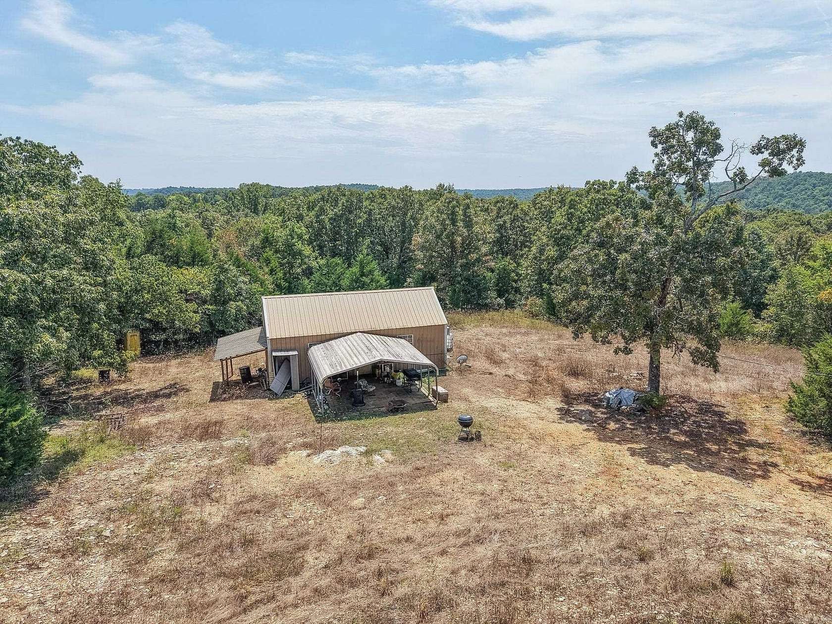 25 Acres of Recreational Land for Sale in Hardy, Arkansas
