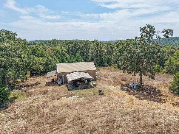 25 Acres of Recreational Land for Sale in Hardy, Arkansas