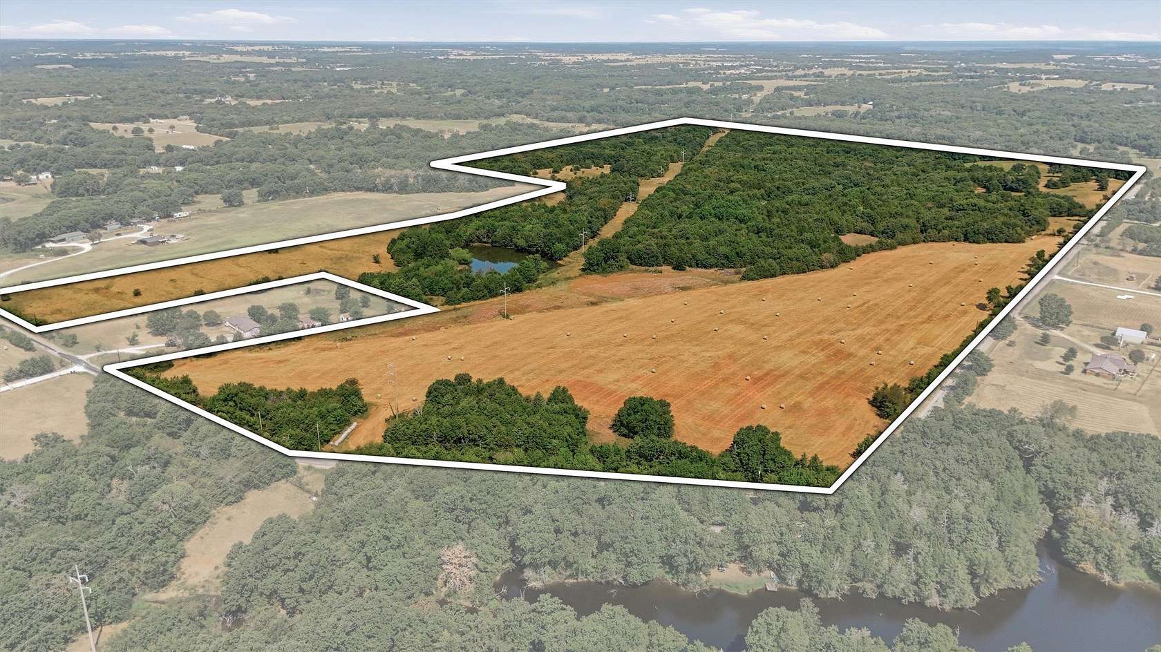 98 Acres of Land for Sale in Whitesboro, Texas