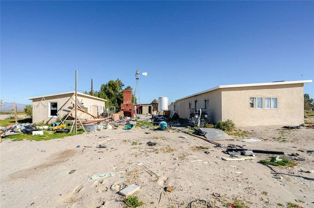 5.36 Acres of Land for Sale in Lancaster, California