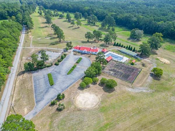 172 Acres of Improved Land for Sale in Cheraw, South Carolina