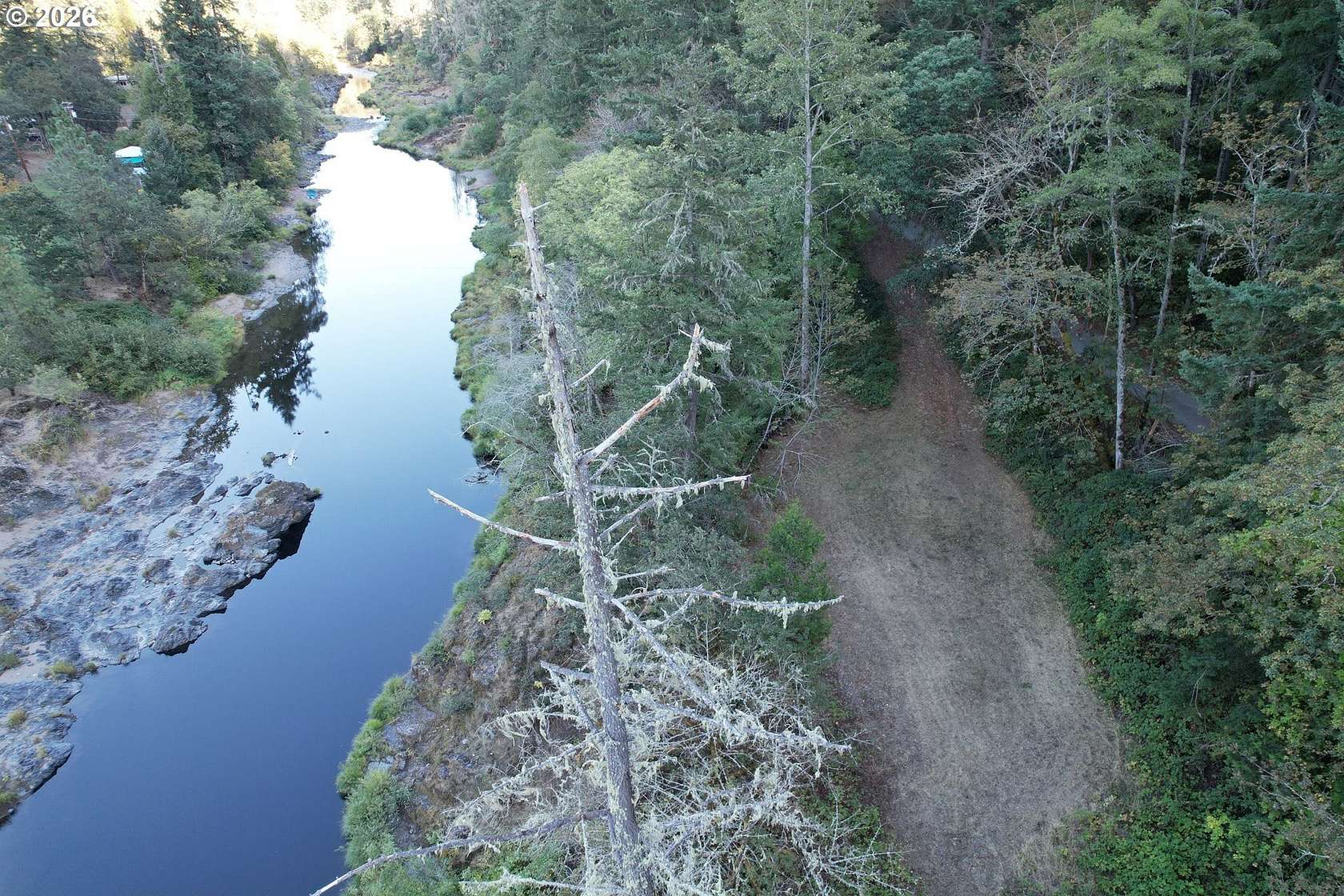 34 Acres of Recreational & Residential Land for Sale in Days Creek, Oregon