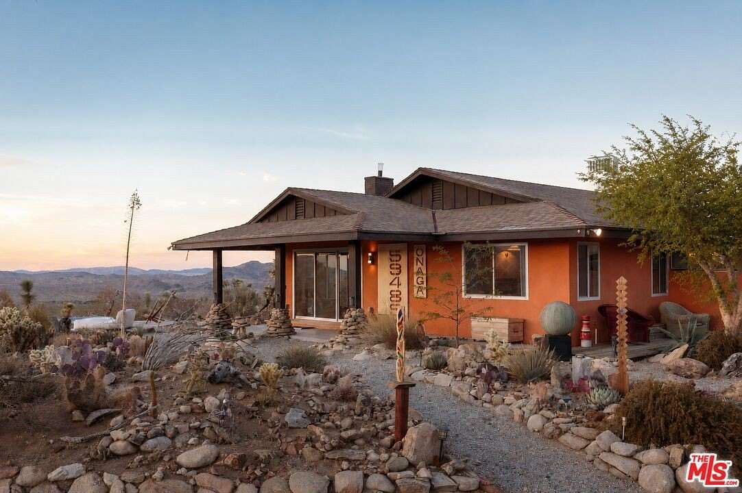 20 Acres of Land with Home for Sale in Joshua Tree, California