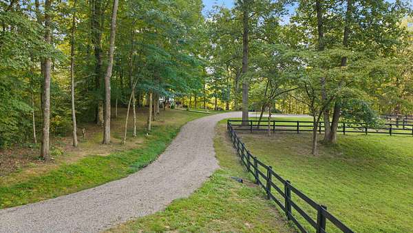 3.7 Acres of Residential Land for Sale in Jamestown, Kentucky