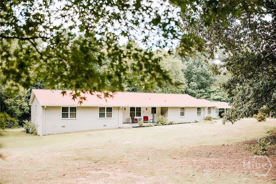 5 Acres of Land with Home for Sale in Lexington, Georgia