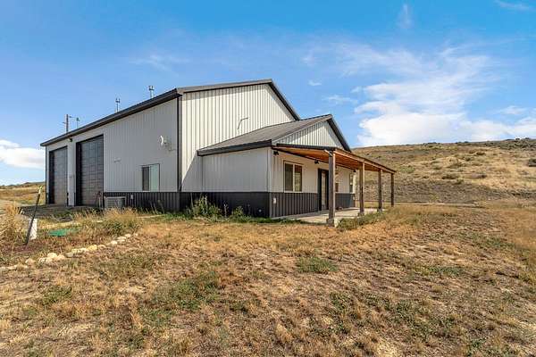 20 Acres of Agricultural Land with Home for Sale in Laurel, Montana