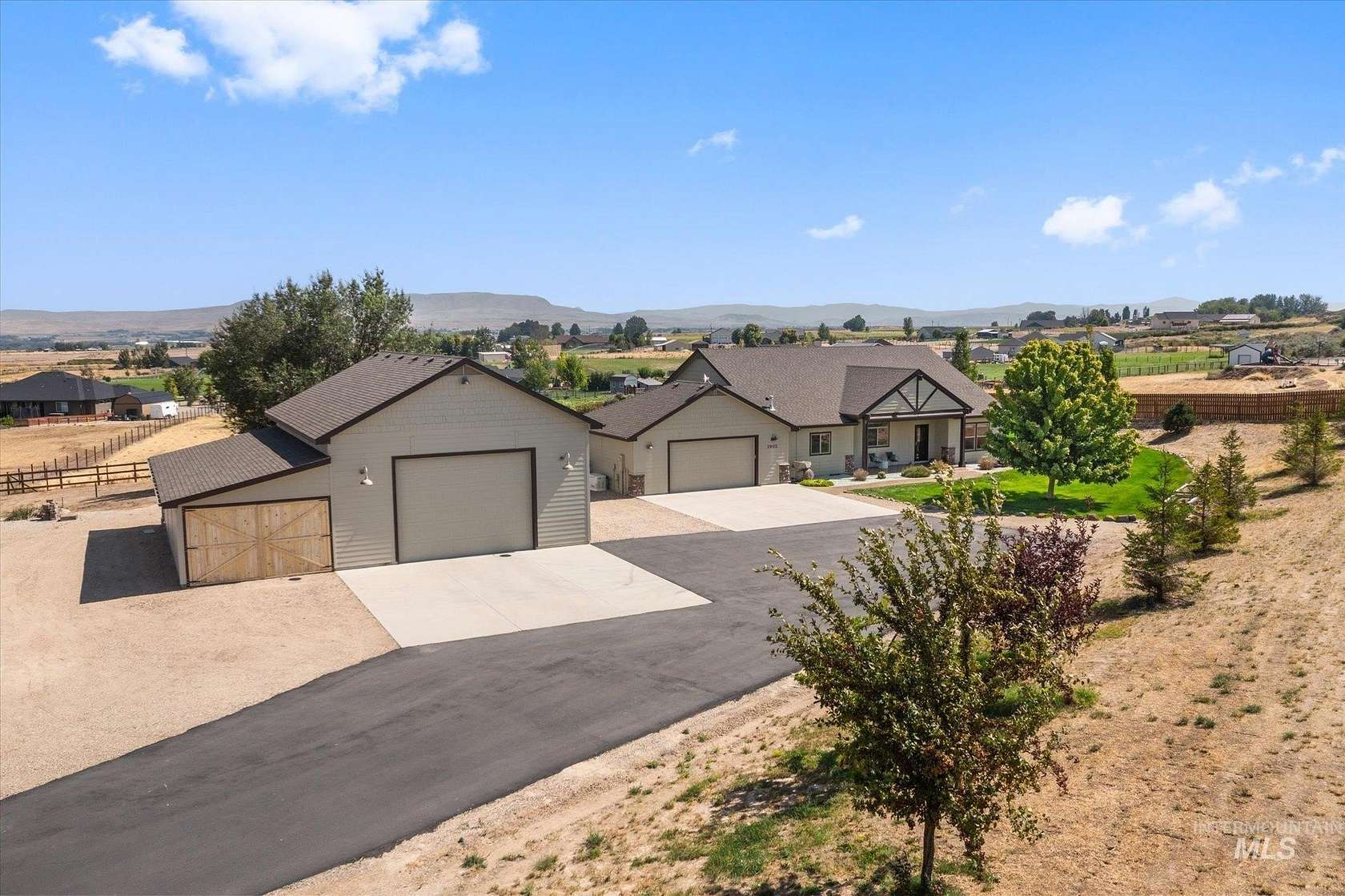 4 Acres of Land with Home for Sale in New Plymouth, Idaho