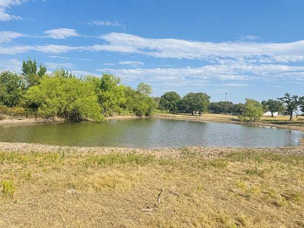 35 Acres of Land for Sale in Bowie, Texas