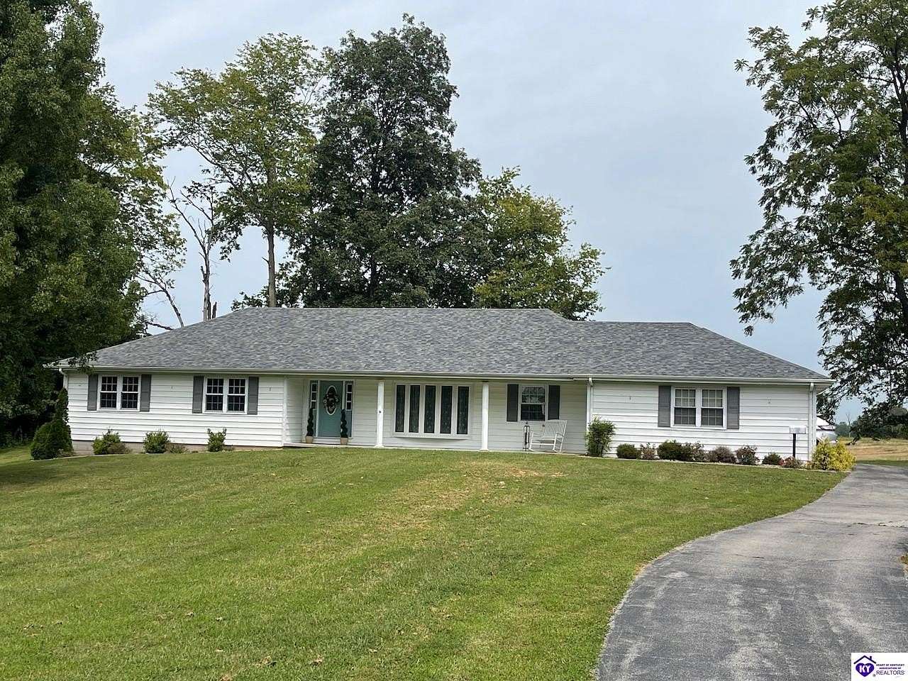 3.18 Acres of Land with Home for Sale in Horse Cave, Kentucky