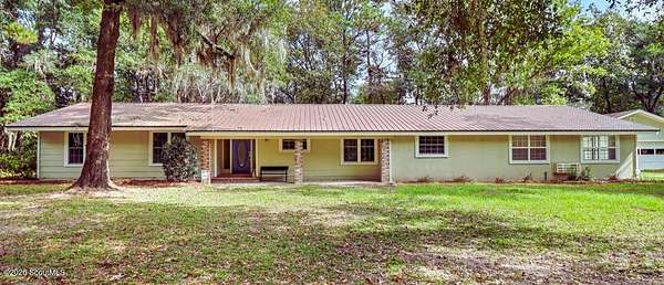 6 Acres of Land with Home for Sale in Jesup, Georgia