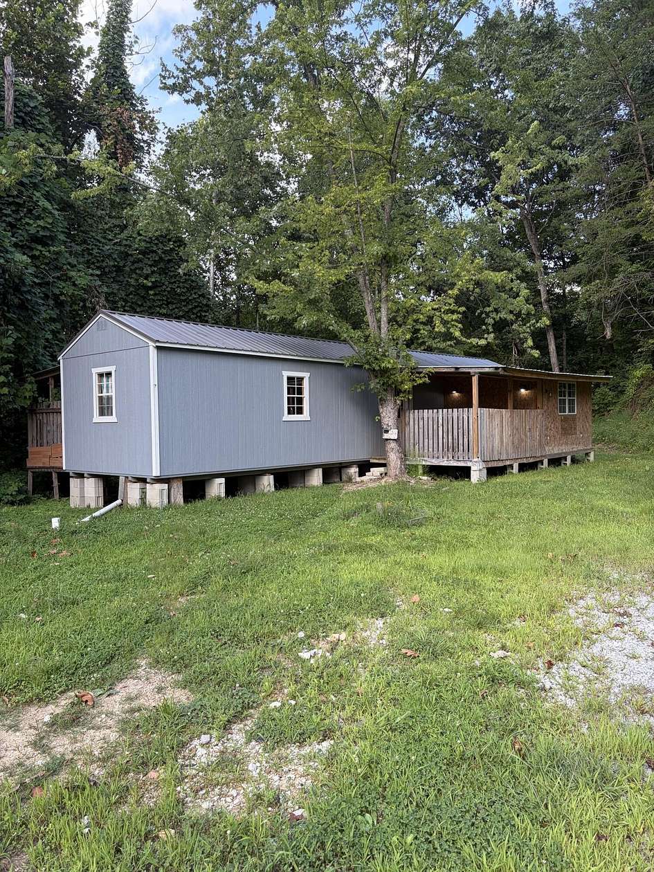 3.52 Acres of Land with Home for Sale in Jackson, Kentucky