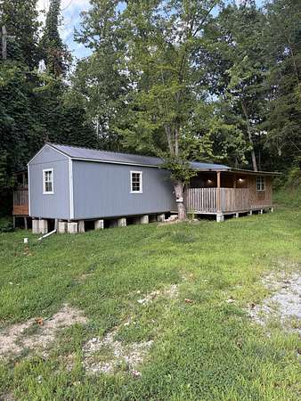 3.52 Acres of Land with Home for Sale in Jackson, Kentucky
