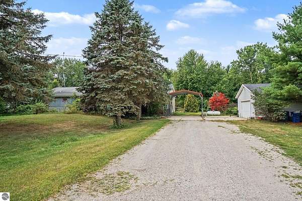 3.67 Acres of Land with Home for Sale in St. Louis, Michigan
