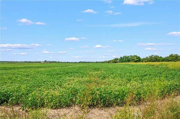 3 Acres of Land for Sale in Sedalia, Missouri