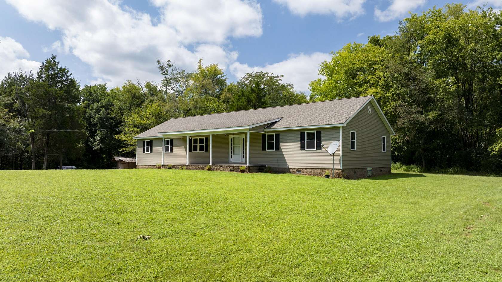 17.8 Acres of Land with Home for Sale in Murray, Kentucky