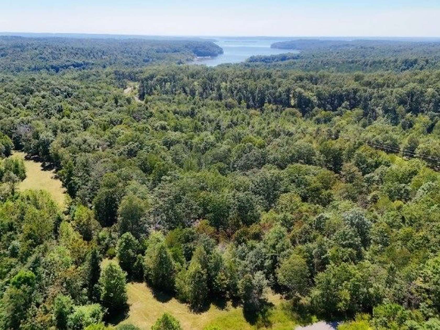 23 Acres of Recreational & Residential Land for Sale in Dover, Tennessee