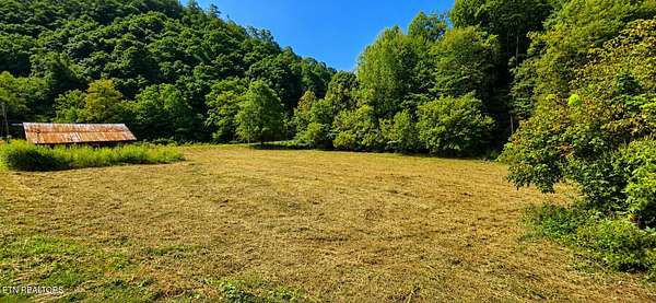 8 Acres of Land for Sale in Maynardville, Tennessee